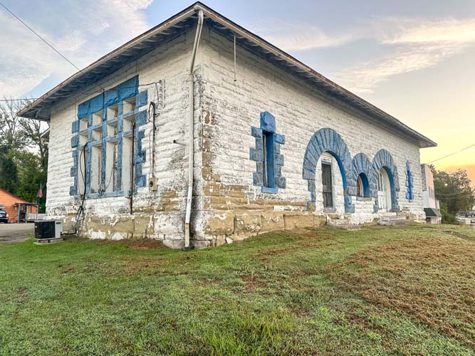 Gallipolis commercial district property