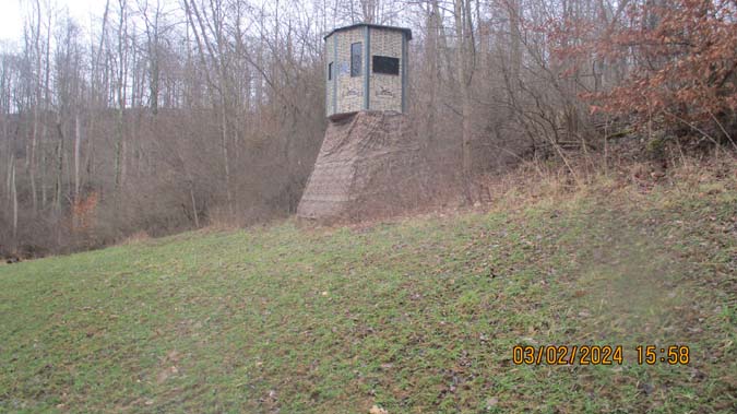Noble County Ohio land with year-round flowing creek