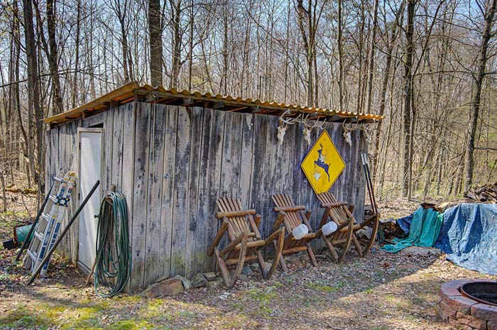 Secluded section of wooded acreage