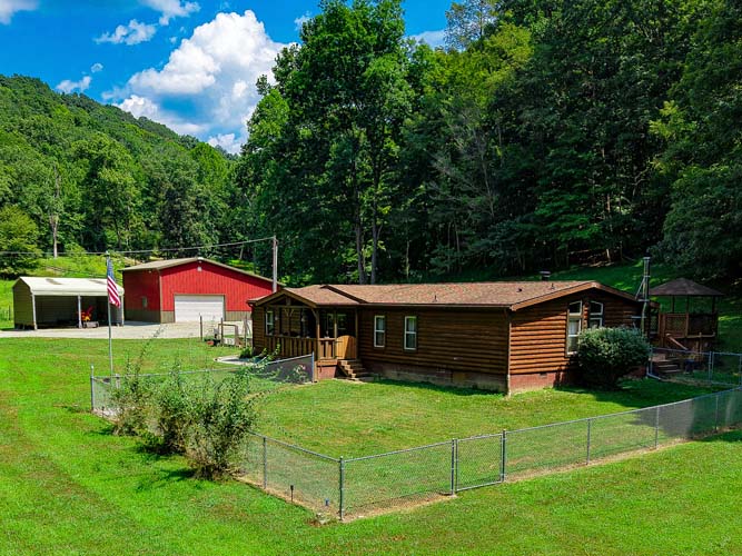 Coon Hollow cabin with porch