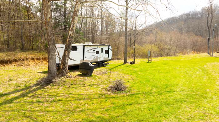 Hunting and recreational land with dense woods and seclusion