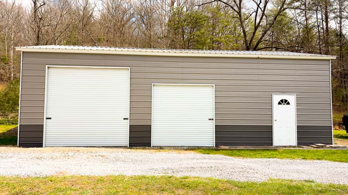 Recreational land with wooded acreage and rolling hills in Ohio