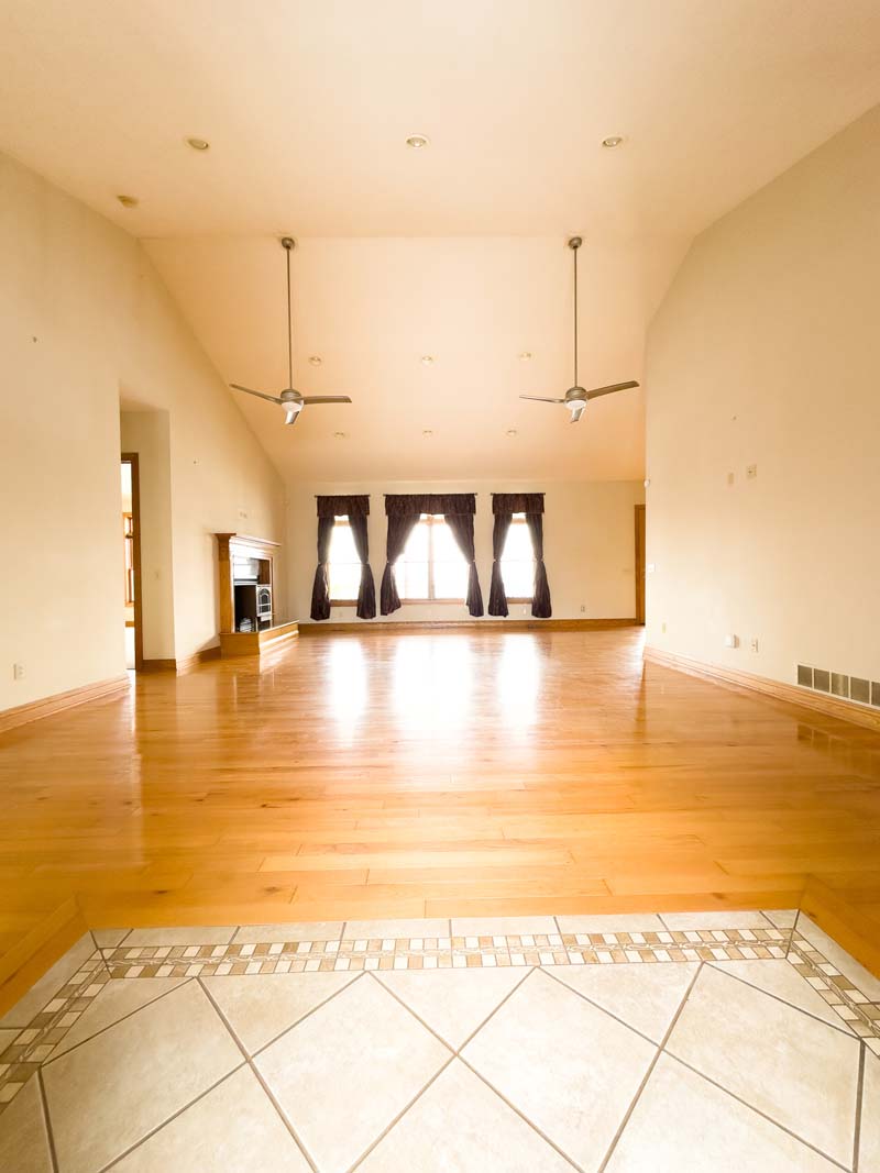 Spacious bedroom Pike County Ohio