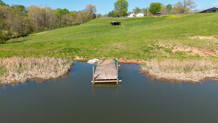 Large barn with living quarters and cattle setup