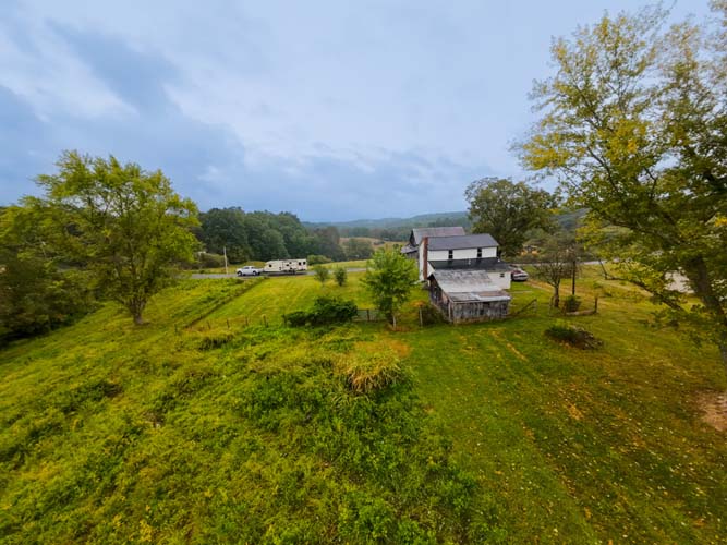 Rolling terrain on 7.7-acre open parcel in Washington County