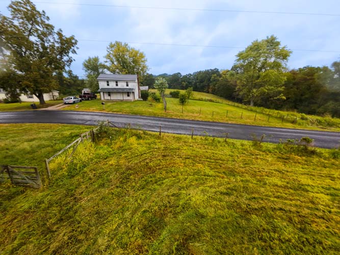 Secluded recreational tract ideal for hunting or hiking