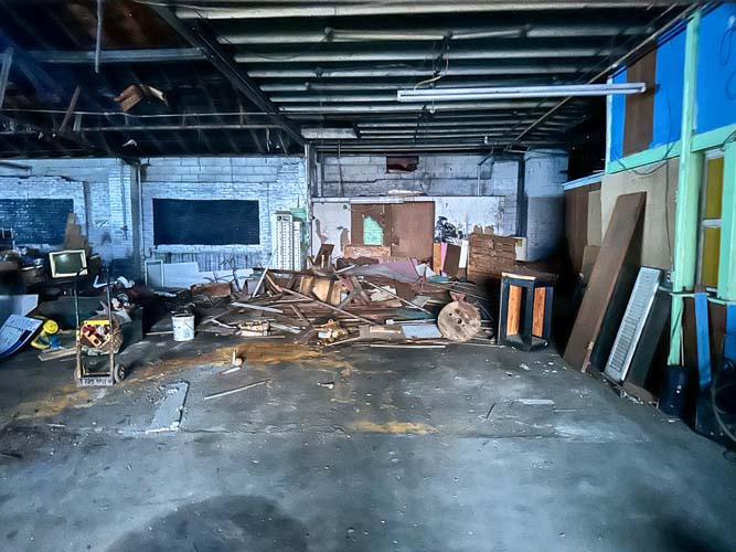 Property frontage on busy State Street