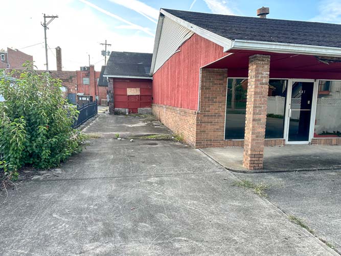 Large warehouse space inside property