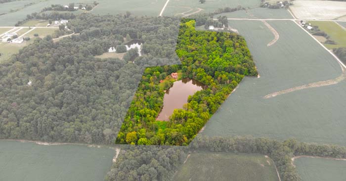 Wooded retreat with gated driveway in Hillsboro Ohio