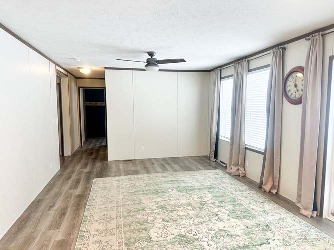 Kitchen with large center island