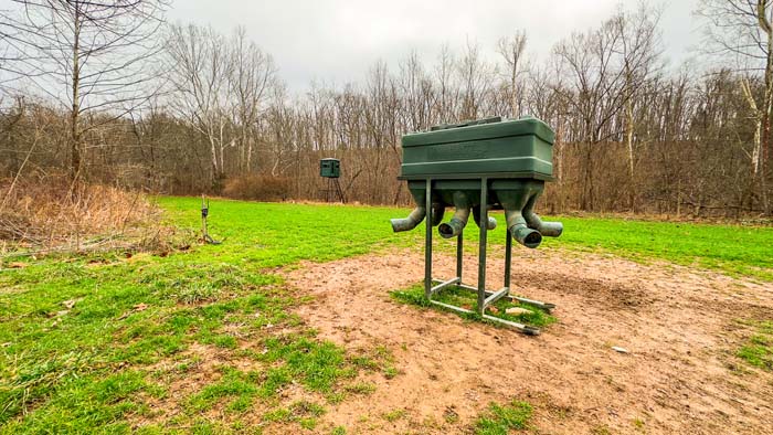 Winchester Ohio driveway approach to remodeled brick home and garage