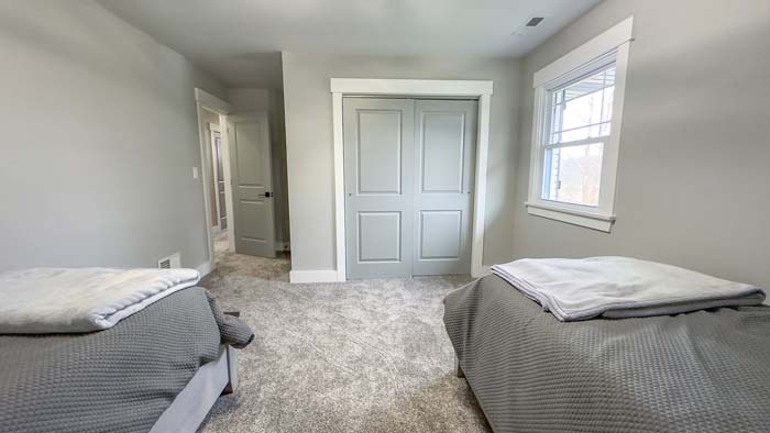 Winchester Ohio grain silo and barn structures on 278 acre farm