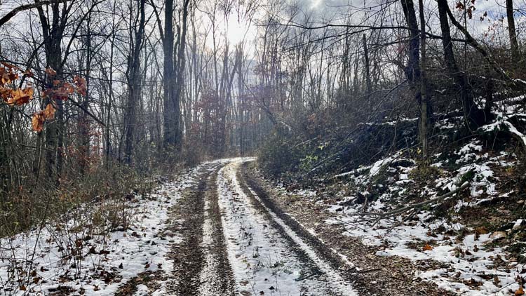 Ohio land with road frontage and deeded access on Johnston Road