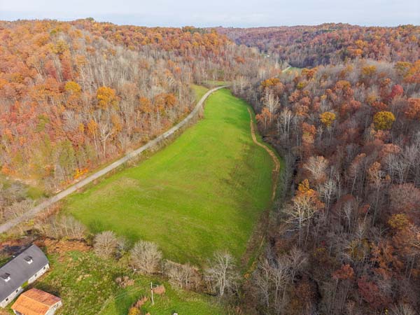 Ridge top travel corridor for whitetail